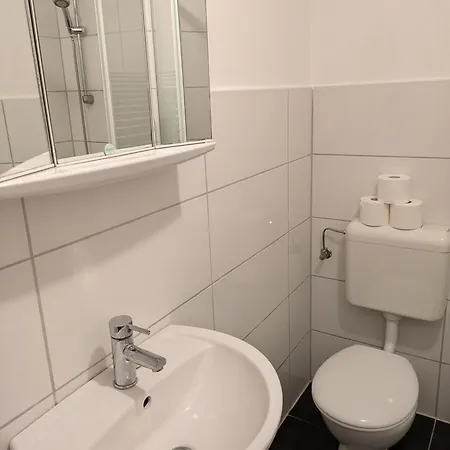 Nestoasewhv Zentrale Zimmer Im Herzen Der Stadt * Wilhelmshaven